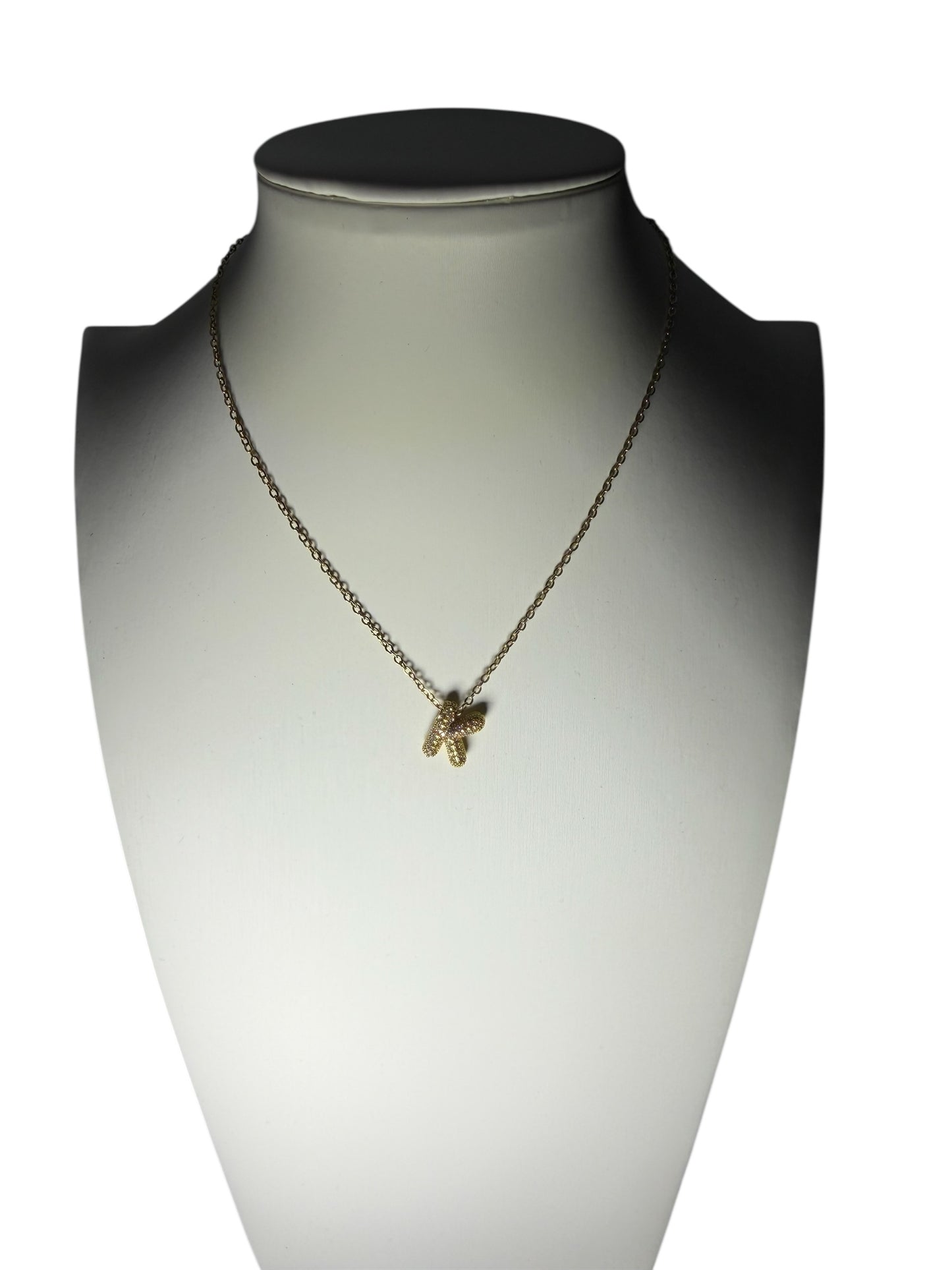 Collana con lettera